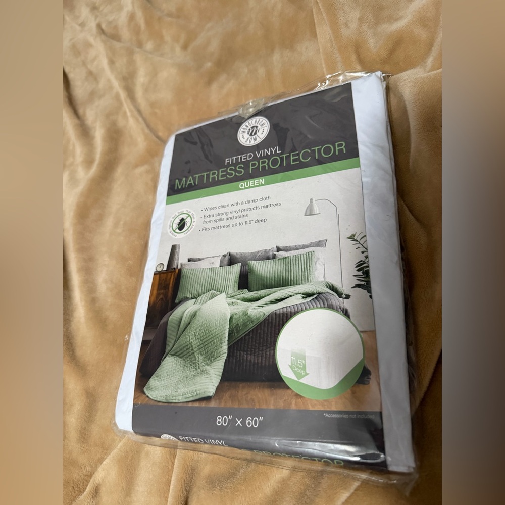 Solid Vinyl Mattress Protector - Queen Size New